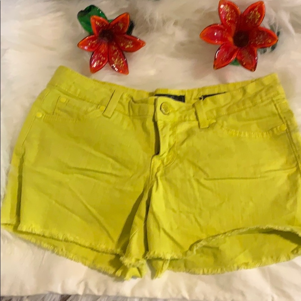 Jessica Simpson shorts